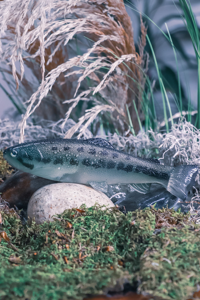 DEFIANT 210 8.25" Swimbait Ghost Black Bass